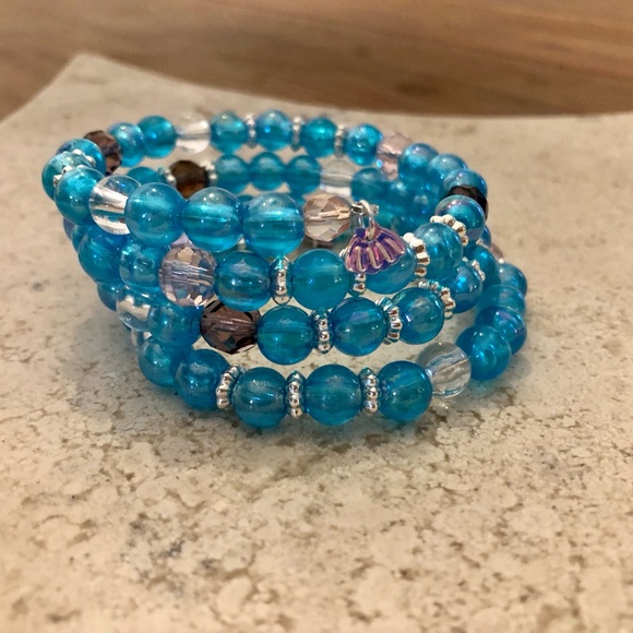 Girls “Mermaid” bracelet - adjustable, on sturdy memory wire - Picture 3 of 5